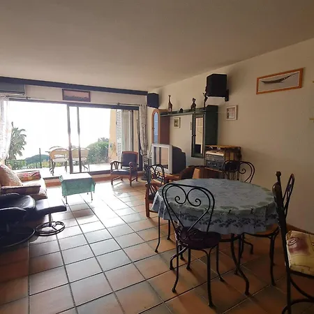Apartment Climatise 3 Pieces Avec Piscine Proche A - Fr-1-780-8 *