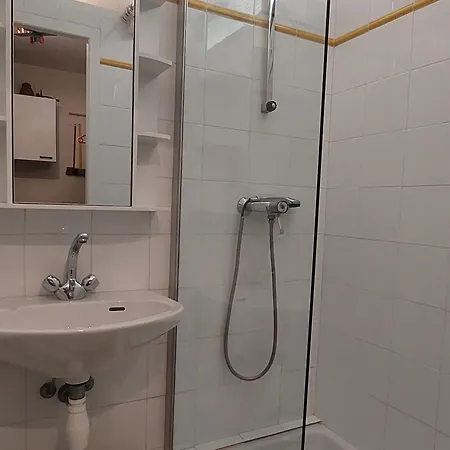 Climatise 3 Pieces Avec Piscine Proche A - Fr-1-780-8 * Sainte-Maxime