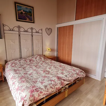 Apartment Climatise 3 Pieces Avec Piscine Proche A - Fr-1-780-8 *